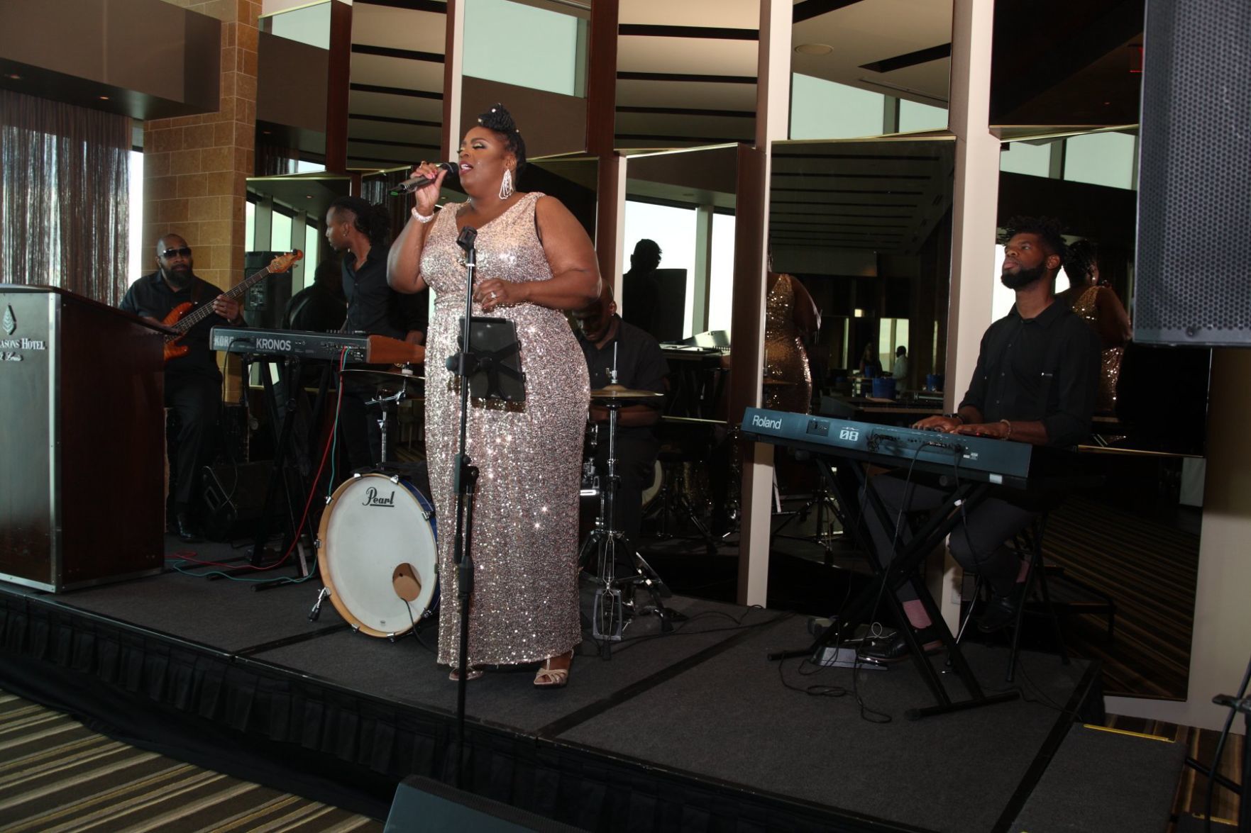 062118NAACPFreedomDinner_02.JPG